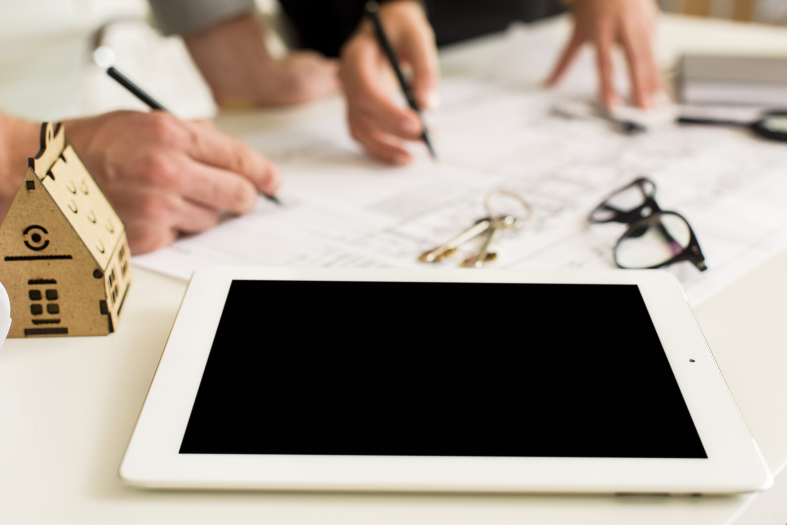 Real estate team automating property enquiry follow-up